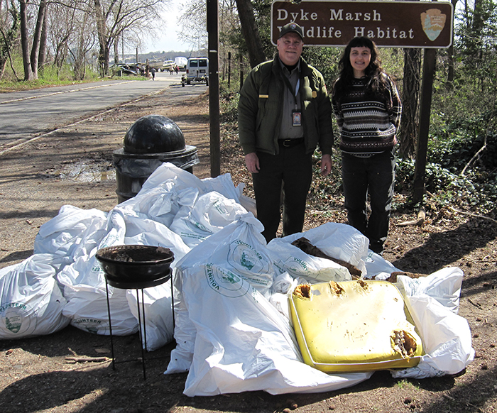 National_Park_Service_Volunteer_Coordinator_Scott_Hill_and_FODM_intern_Alyssa_Schaaf_staffed_check-in_tables_and_assembled_the_collected_trash_at_the_Haul_Road_Trail_entrance-GB-700.jpg
